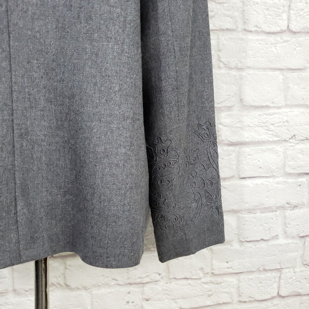 Pendleton Gray Wool Blazer Jacket Embroidered Sou… - image 8